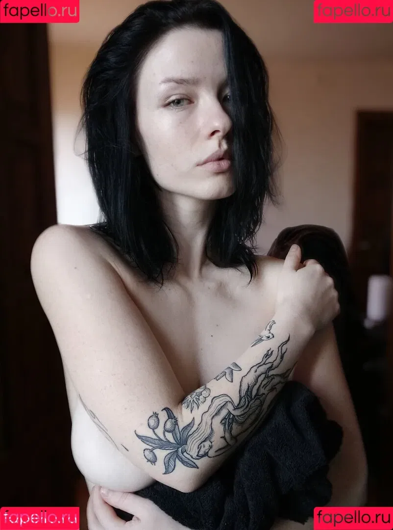innervus Onlyfans Photo Gallery 