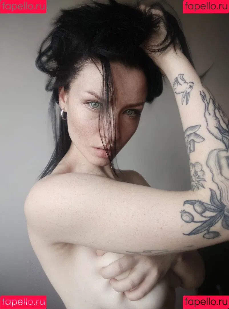 innervus Onlyfans Photo Gallery 