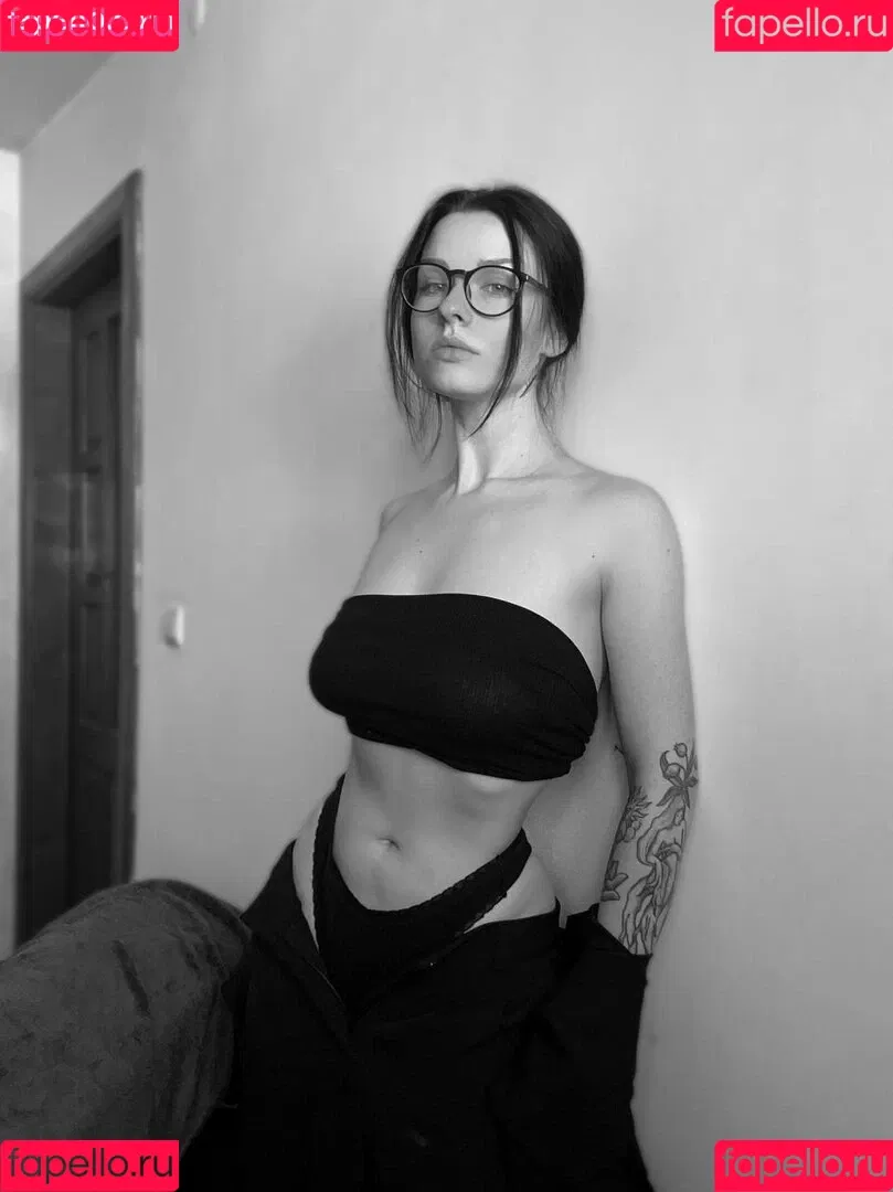 innervus Onlyfans Photo Gallery 