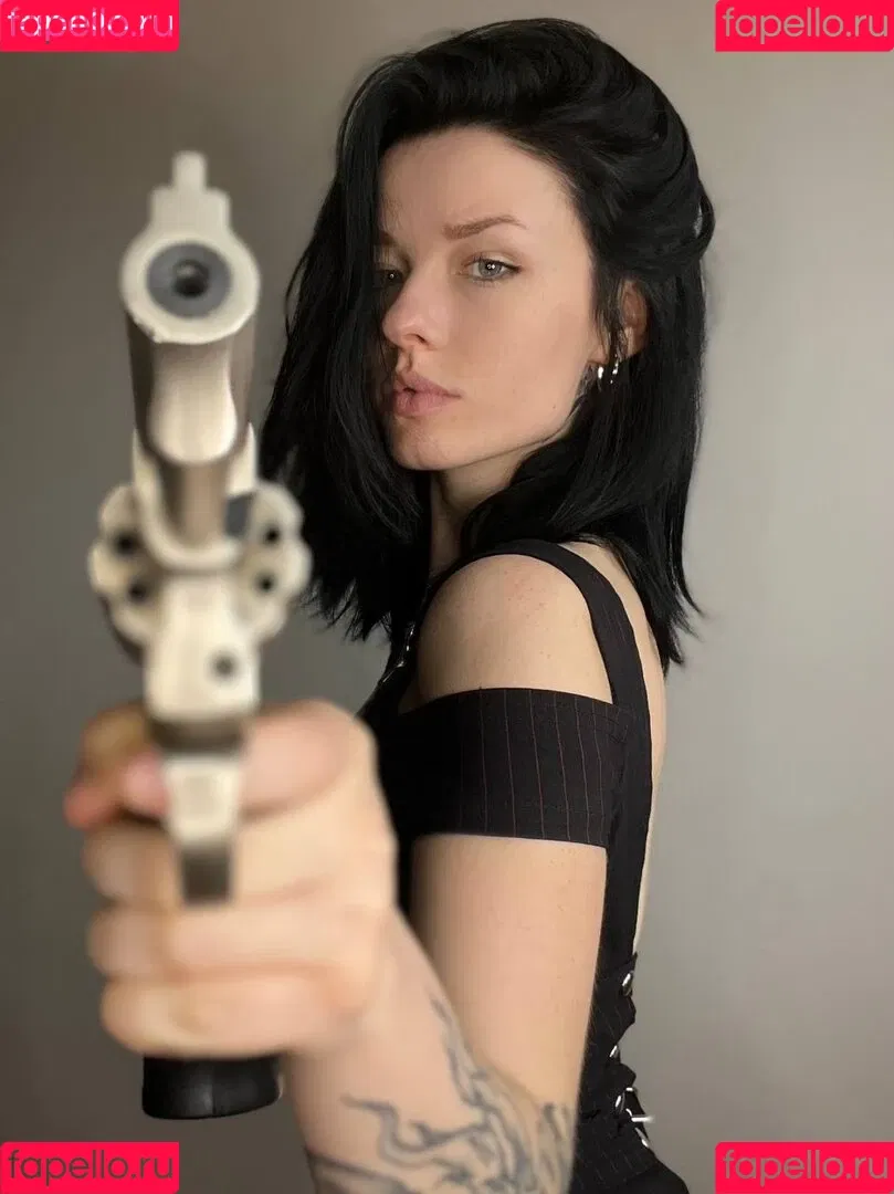 innervus Onlyfans Photo Gallery 