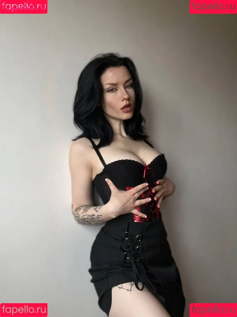 innervus Onlyfans Photo Gallery 