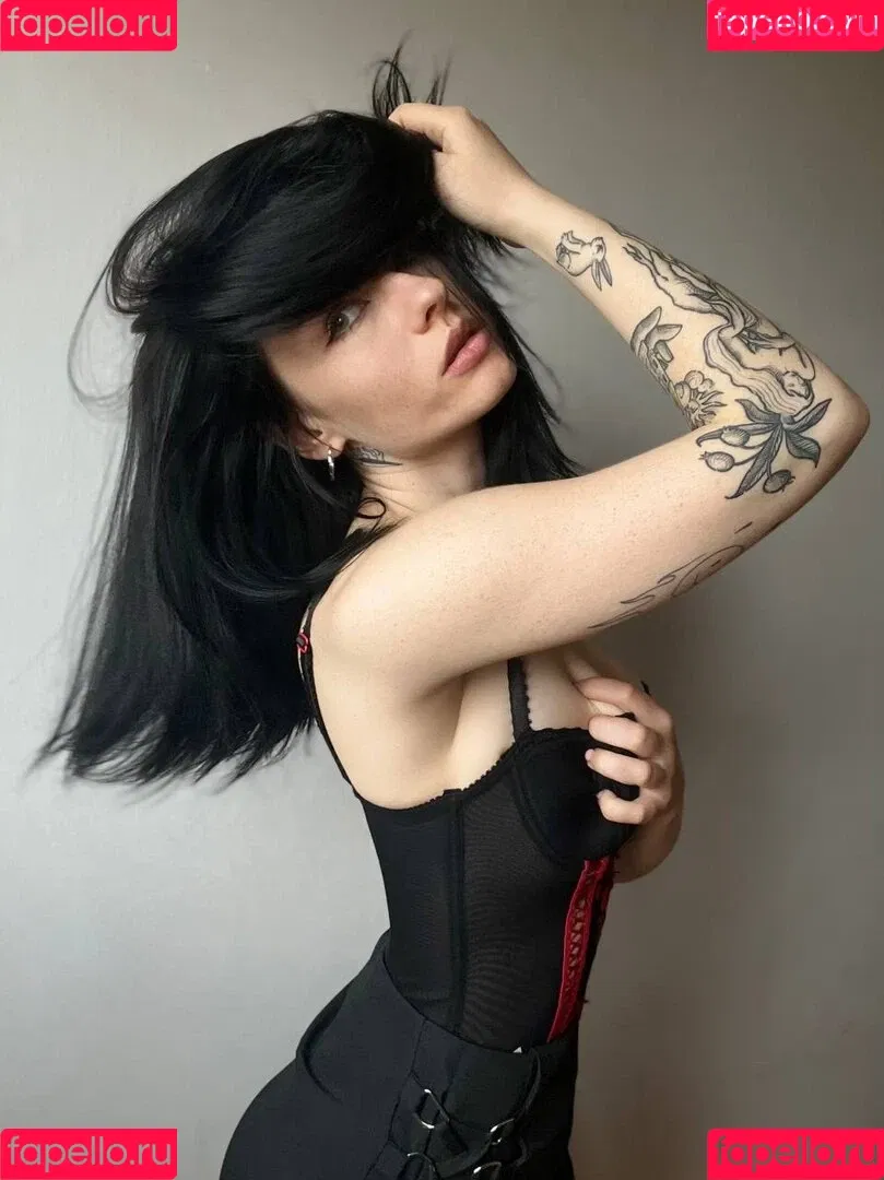 innervus Onlyfans Photo Gallery 
