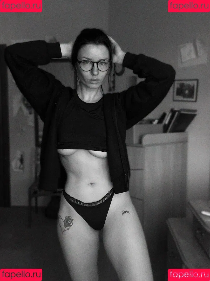 innervus Onlyfans Photo Gallery 