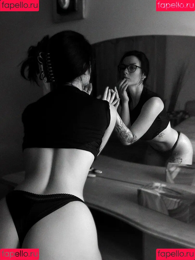 innervus Onlyfans Photo Gallery 