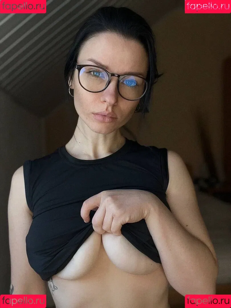 innervus Onlyfans Photo Gallery 