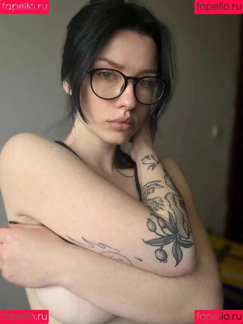innervus Onlyfans Photo Gallery 