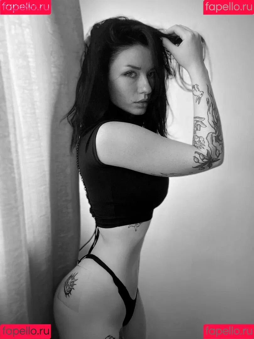 innervus Onlyfans Photo Gallery 