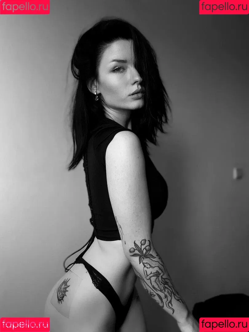 innervus Onlyfans Photo Gallery 