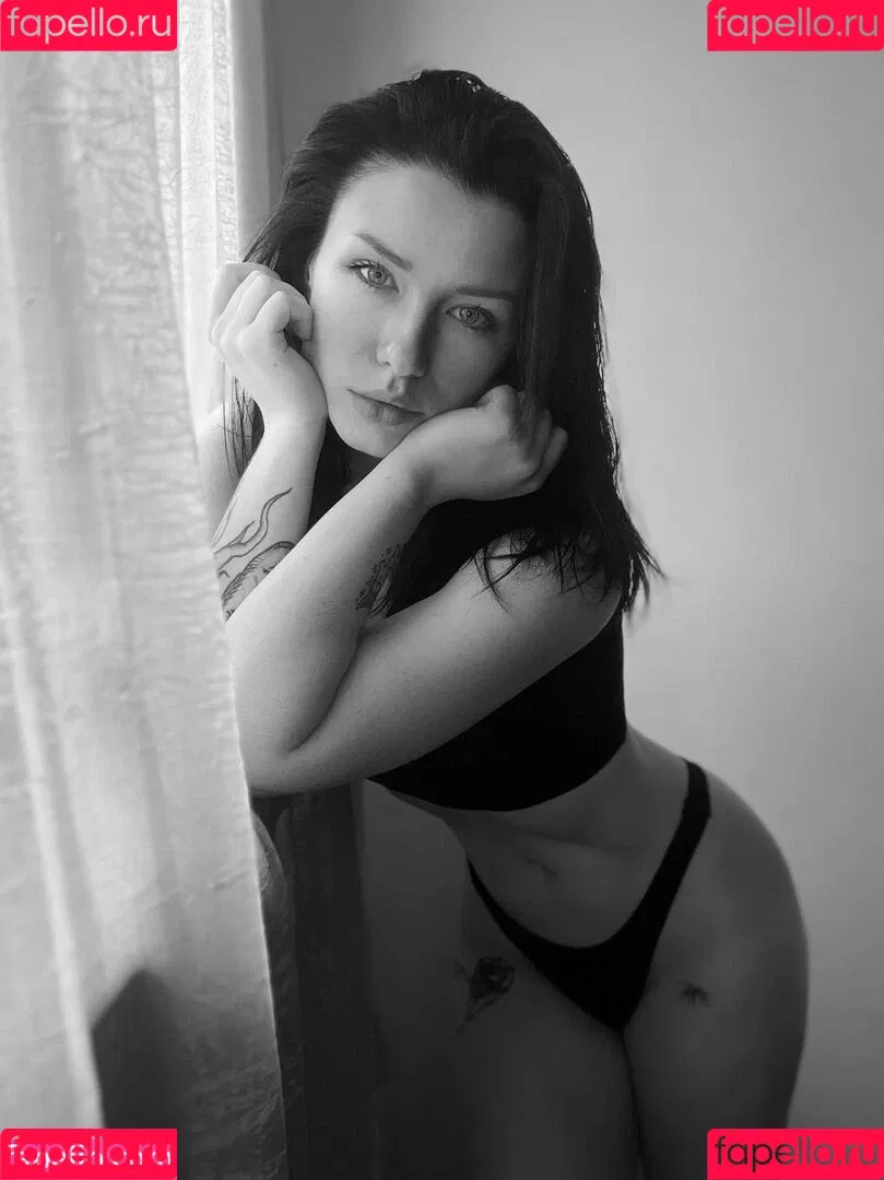 innervus Onlyfans Photo Gallery 