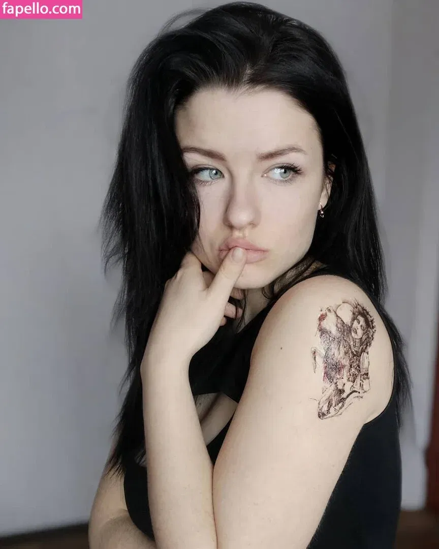 innervus Onlyfans Photo Gallery 