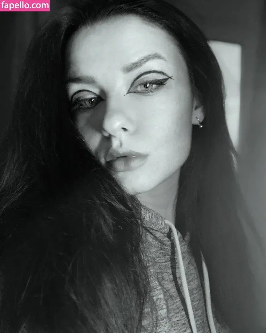 innervus Onlyfans Photo Gallery 