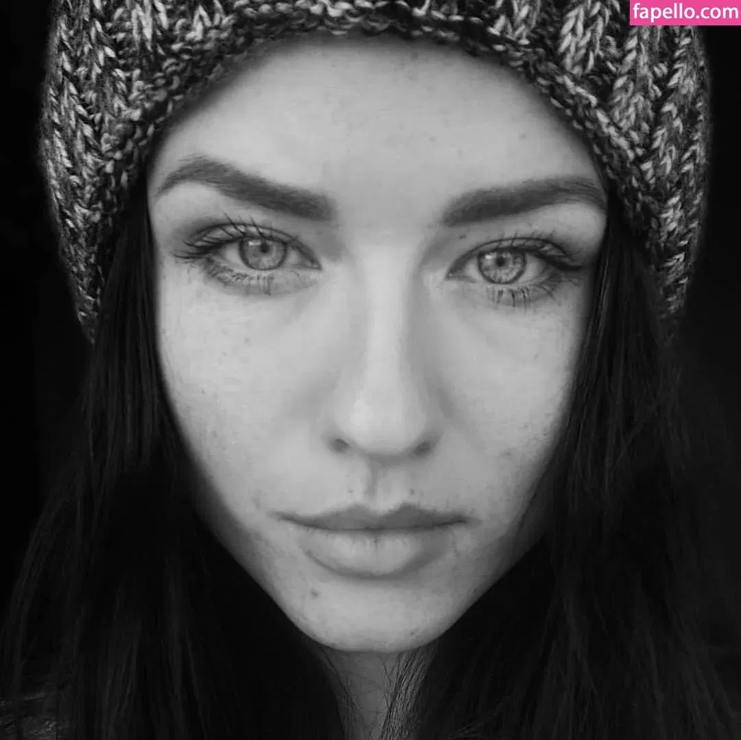 innervus Onlyfans Photo Gallery 