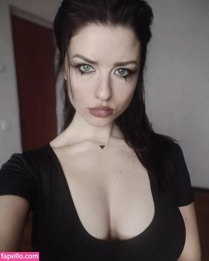 innervus Onlyfans Photo Gallery 