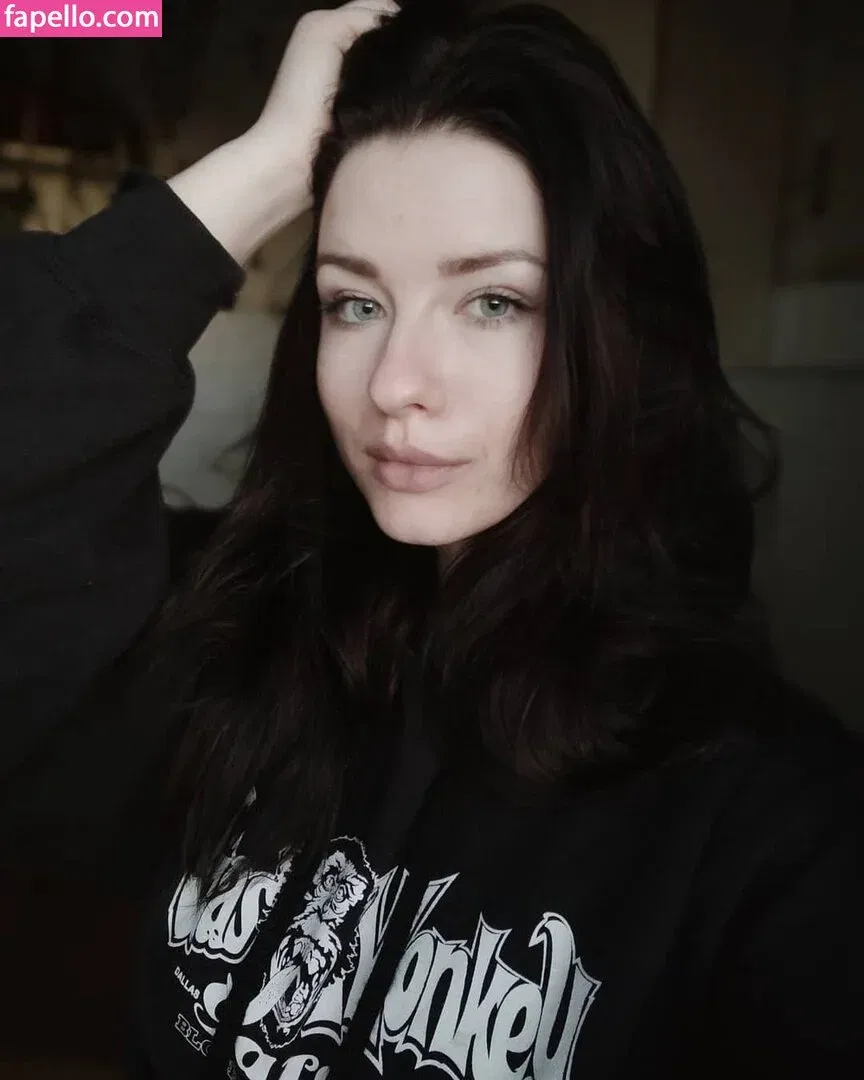 innervus Onlyfans Photo Gallery 