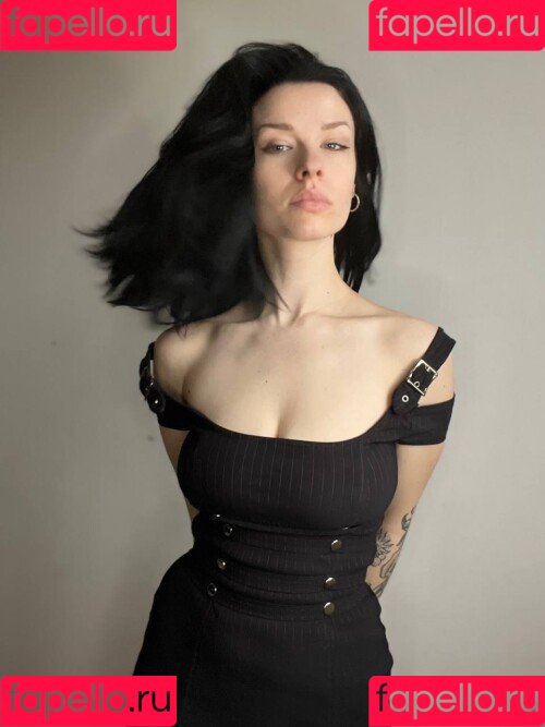 innervus Onlyfans Photo Gallery 