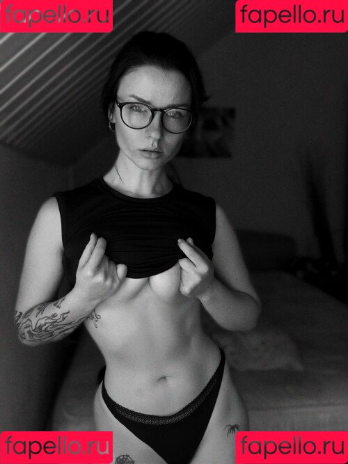 innervus Onlyfans Photo Gallery 