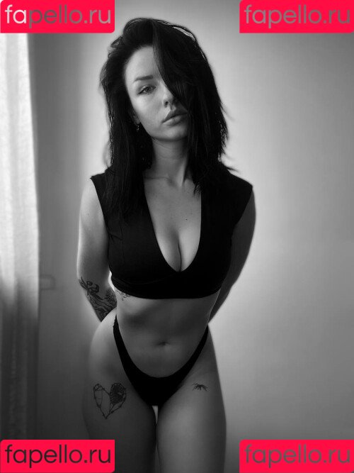 innervus Onlyfans Photo Gallery 