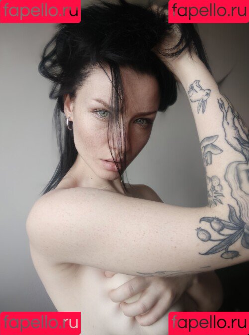 innervus Onlyfans Photo Gallery 