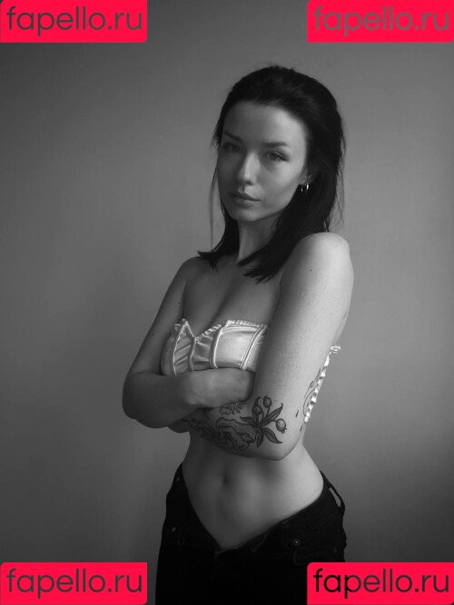 innervus Onlyfans Photo Gallery 