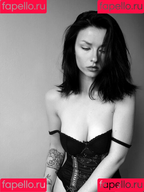 innervus Onlyfans Photo Gallery 