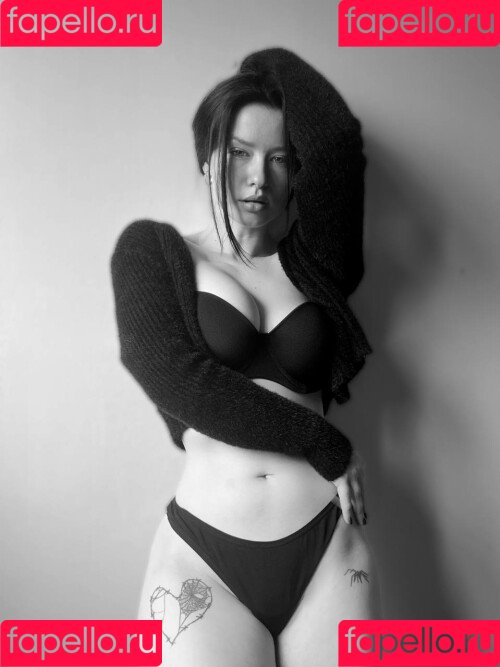 innervus Onlyfans Photo Gallery 