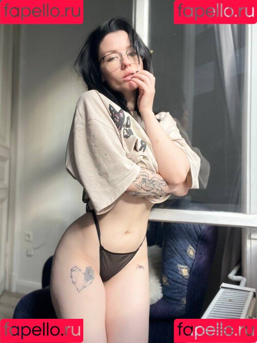 innervus Onlyfans Photo Gallery 