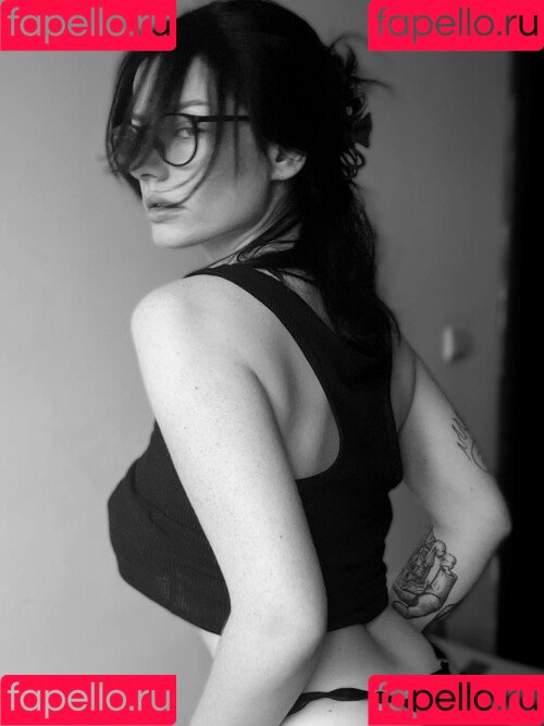 innervus Onlyfans Photo Gallery 