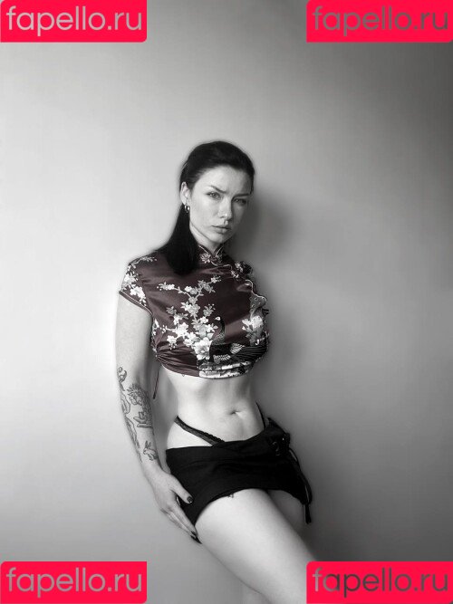 innervus Onlyfans Photo Gallery 