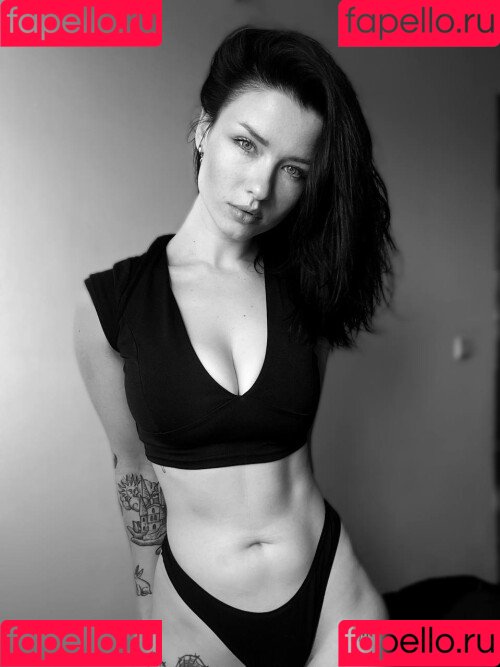 innervus Onlyfans Photo Gallery 