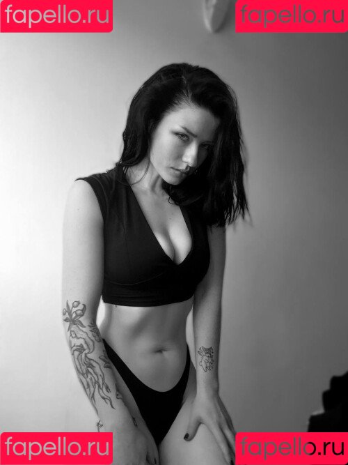 innervus Onlyfans Photo Gallery 