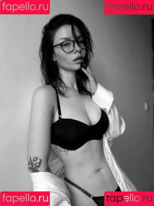 innervus Onlyfans Photo Gallery 