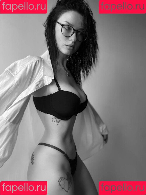 innervus Onlyfans Photo Gallery 