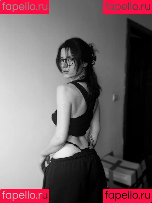 innervus Onlyfans Photo Gallery 