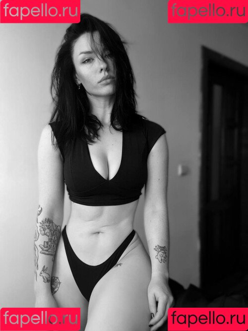 innervus Onlyfans Photo Gallery 