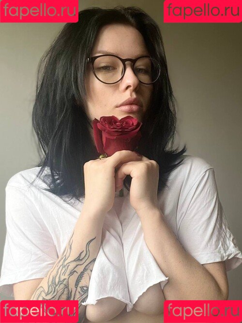 innervus Onlyfans Photo Gallery 