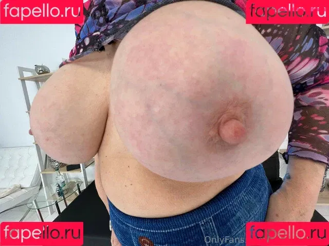 Gill Ellis-Young Onlyfans Photo Gallery 