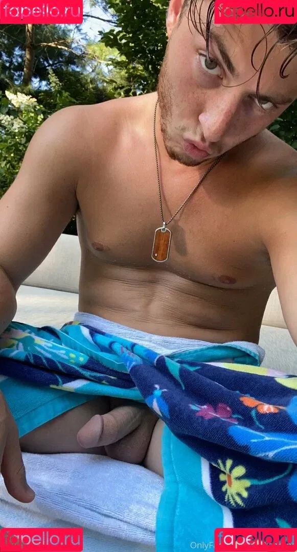 makaarons Onlyfans Photo Gallery 