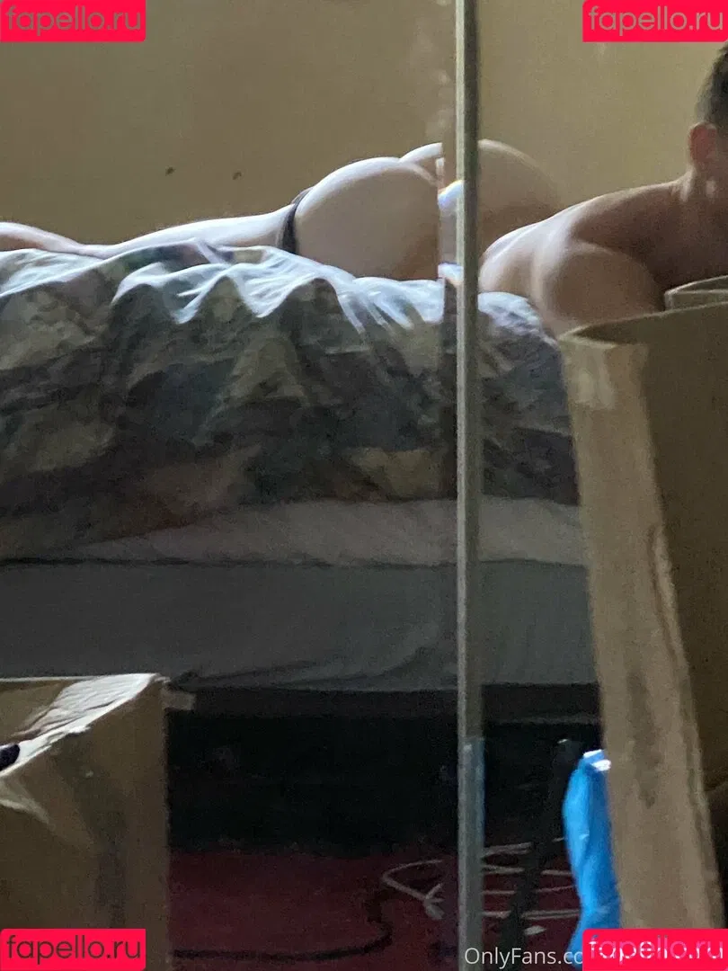 makaarons Onlyfans Photo Gallery 