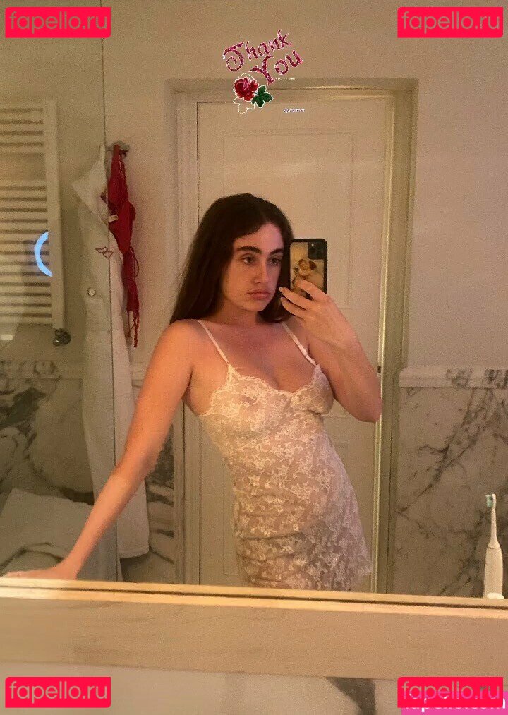 Rachel Sennot / treaclychild Onlyfans Photo Gallery 