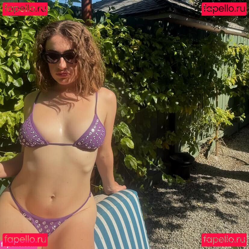 Rachel Sennot / treaclychild Onlyfans Photo Gallery 
