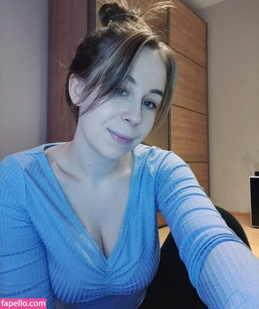 actuallyalisa Onlyfans Photo Gallery 