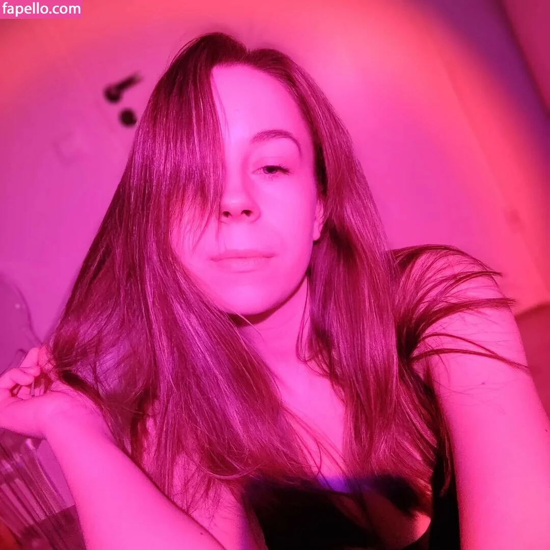 actuallyalisa Onlyfans Photo Gallery 