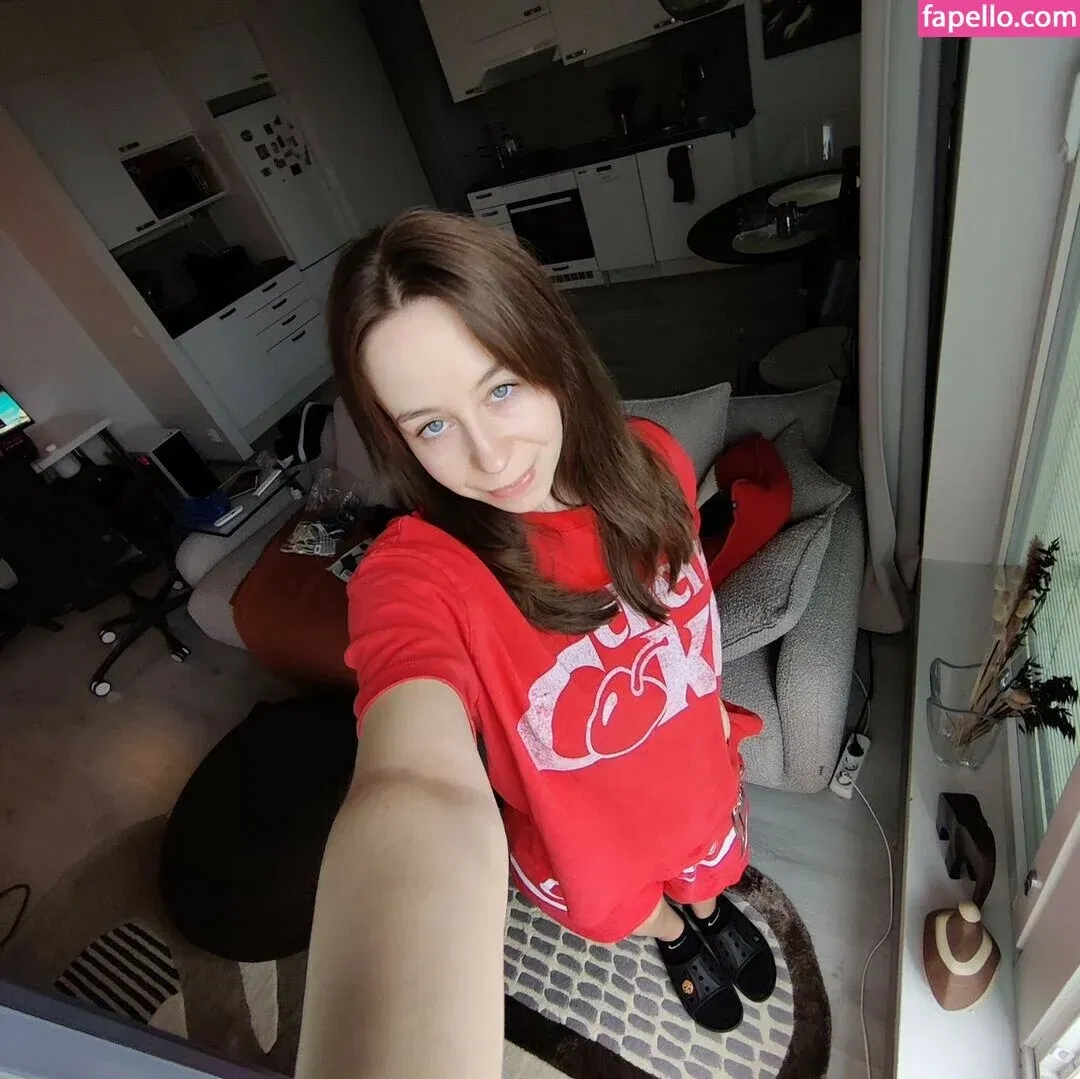 actuallyalisa Onlyfans Photo Gallery 