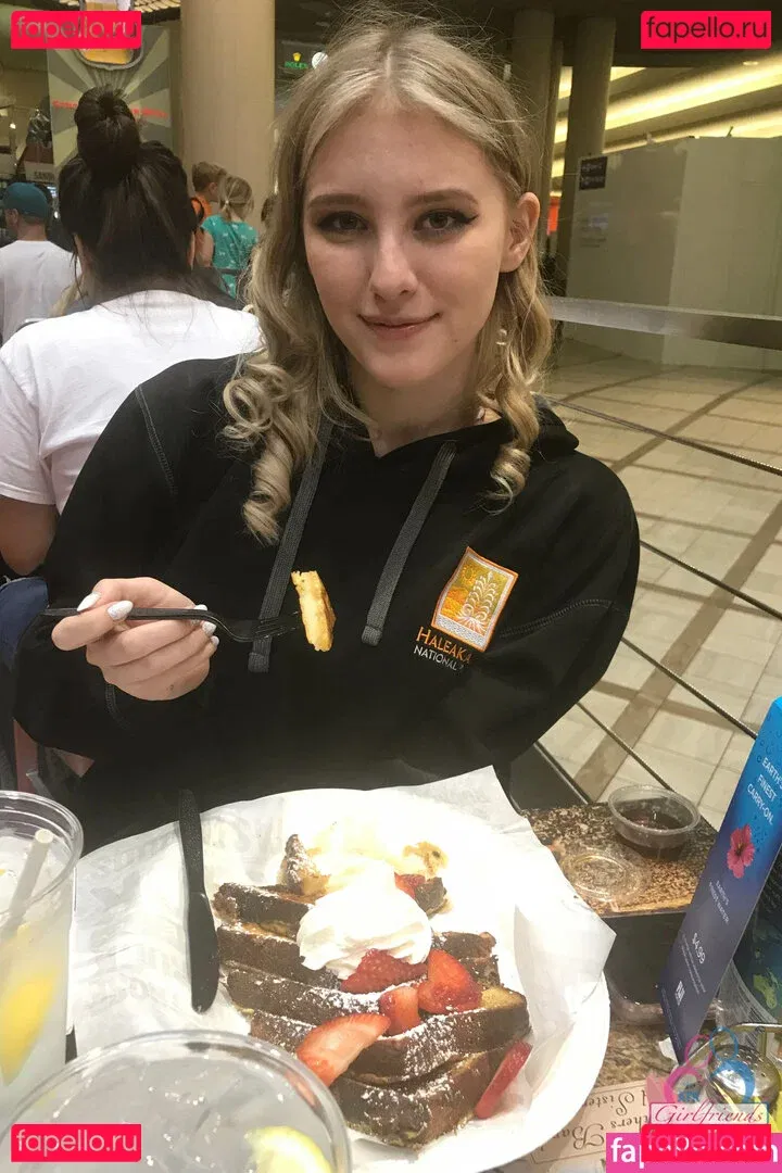 Melody Marks Onlyfans Photo Gallery 