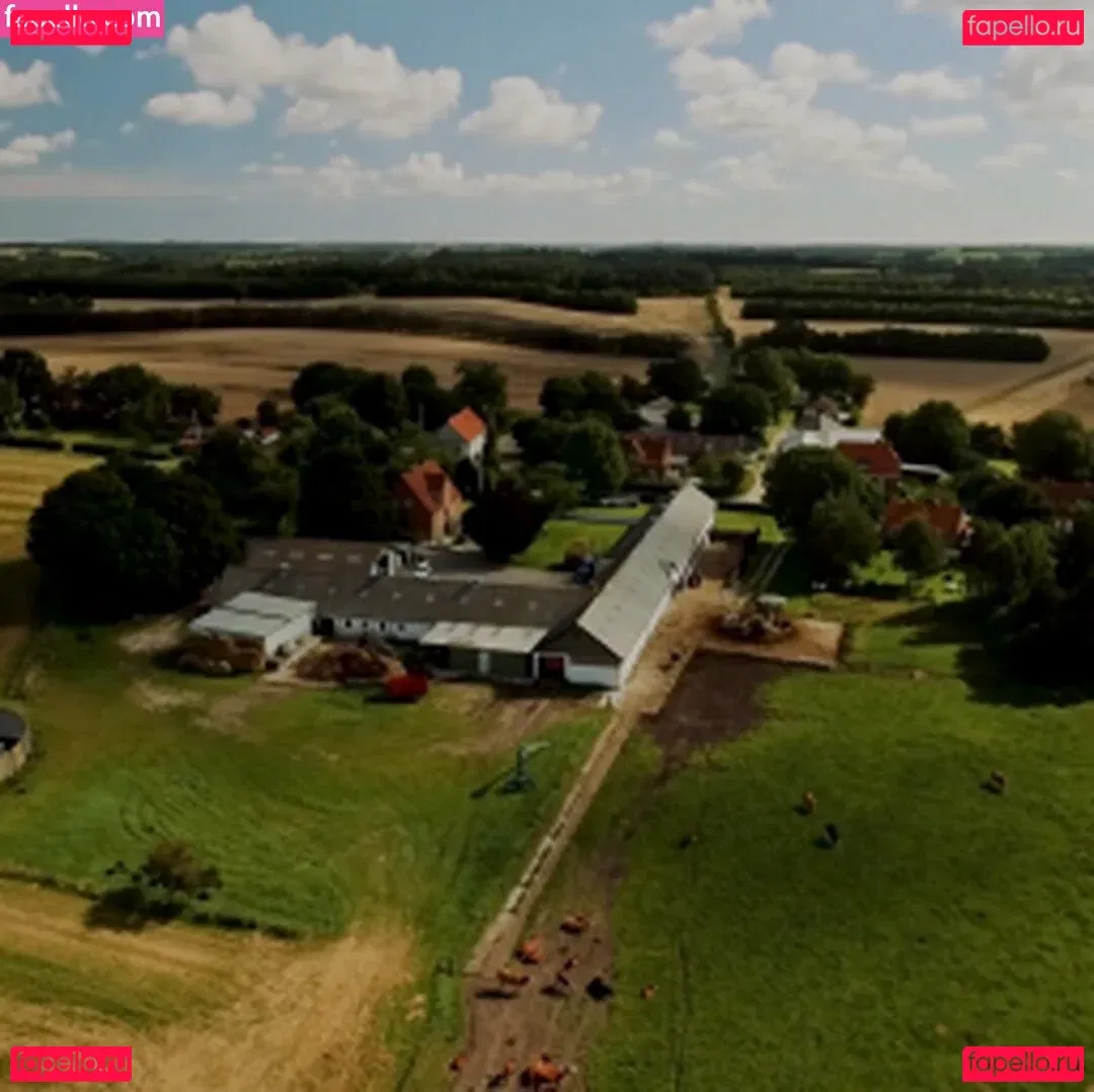 Melody Marks Onlyfans Photo Gallery 