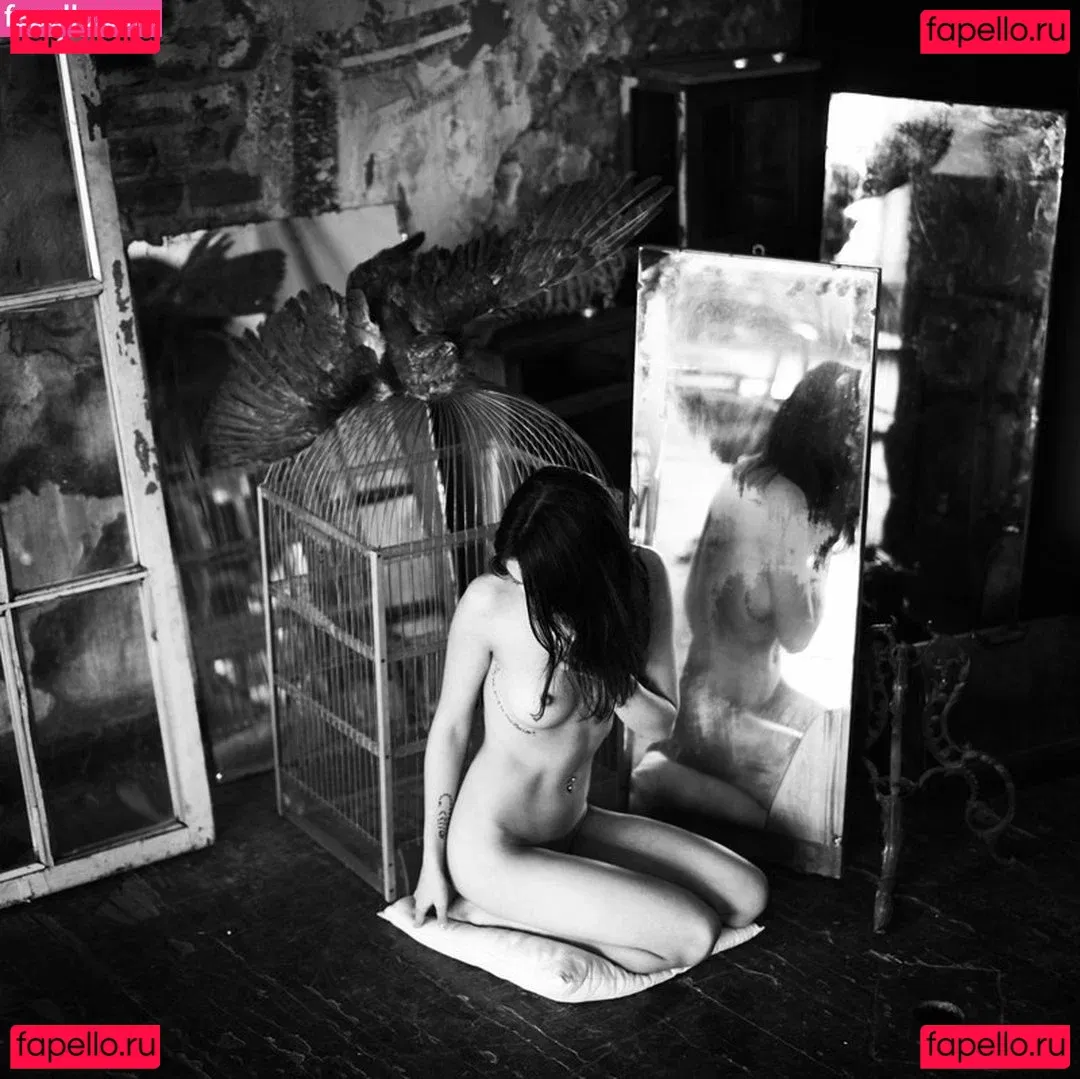 ribaibu Onlyfans Photo Gallery 