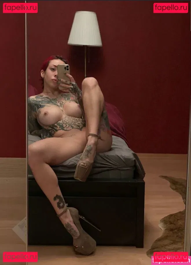 ribaibu Onlyfans Photo Gallery 