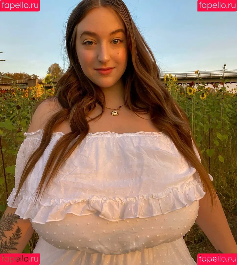 Hazel May Onlyfans Photo Gallery 