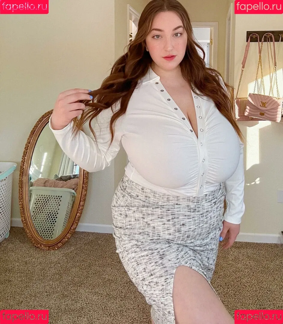 Hazel May Onlyfans Photo Gallery 
