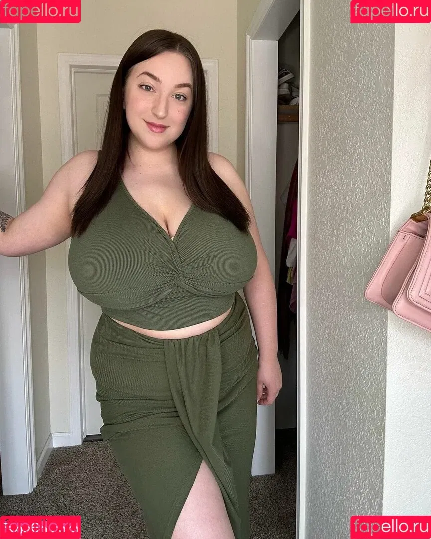 Hazel May Onlyfans Photo Gallery 